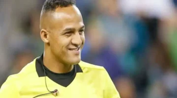 طاقم حكام أمريكي يدير مباراة مصر والأردن في كأس العرب غداً 1